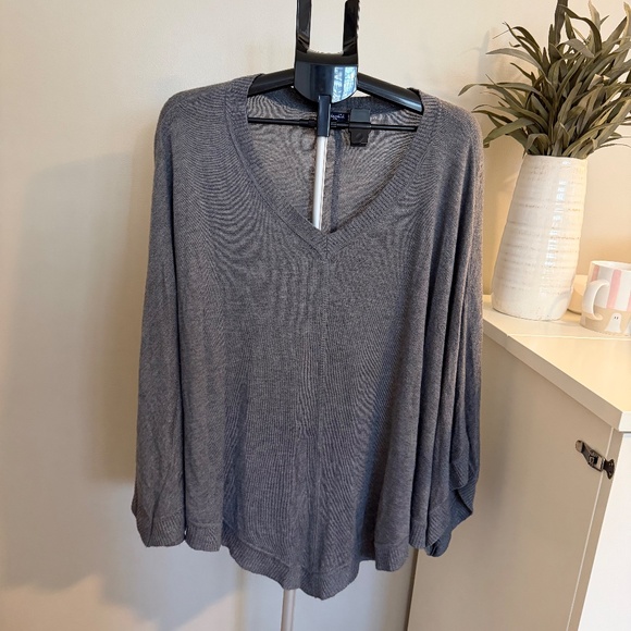 Splendid Gray Poncho Sweater - Picture 2 of 7